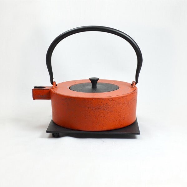 Théière en fonte 0.8L - rouge et noir